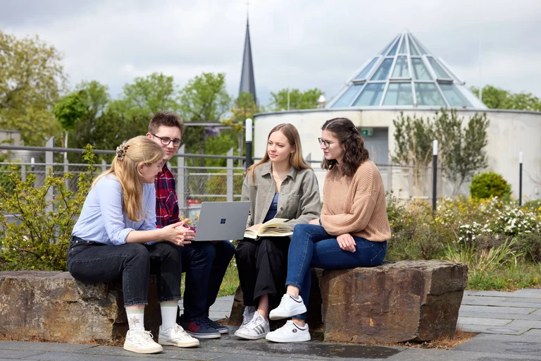 Studierende