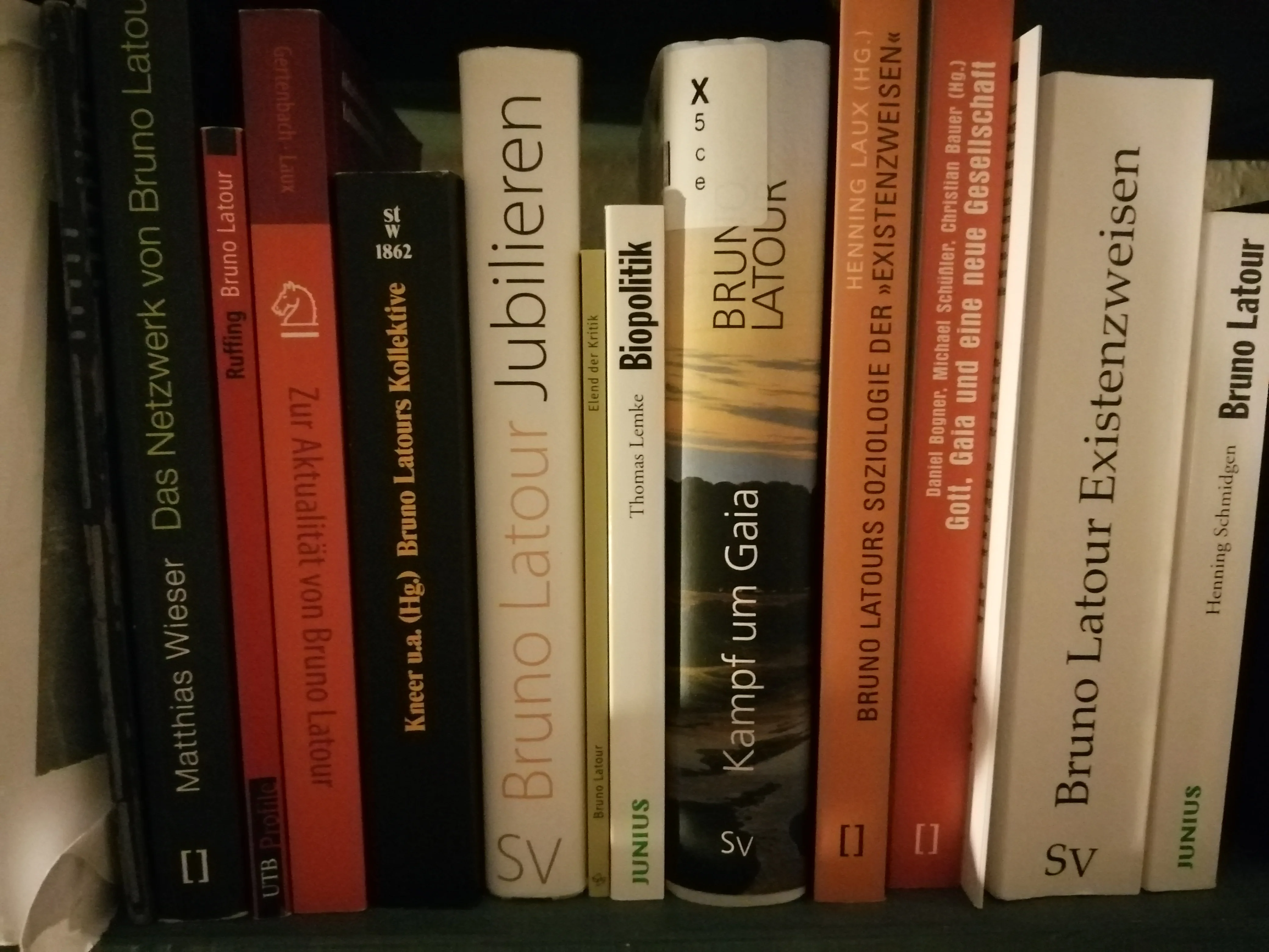 Latour.jpg